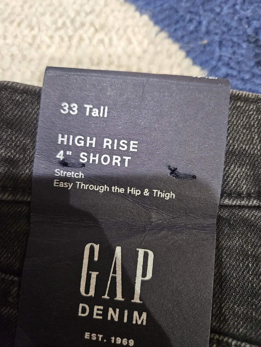 Gap High Rise 4 Inch Denim Shorts Size 33 Tall